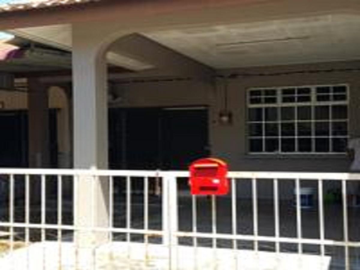 Taman Tanjung Minyak Villa Malacca Exterior photo